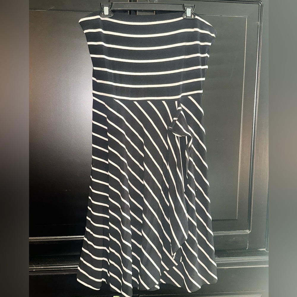 Ann Taylor black and white Striped Dress